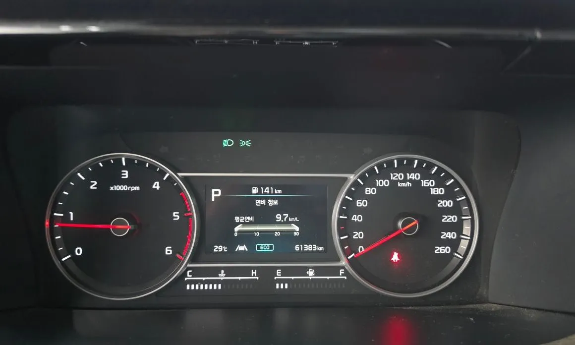 Kia Sorento — фото 9