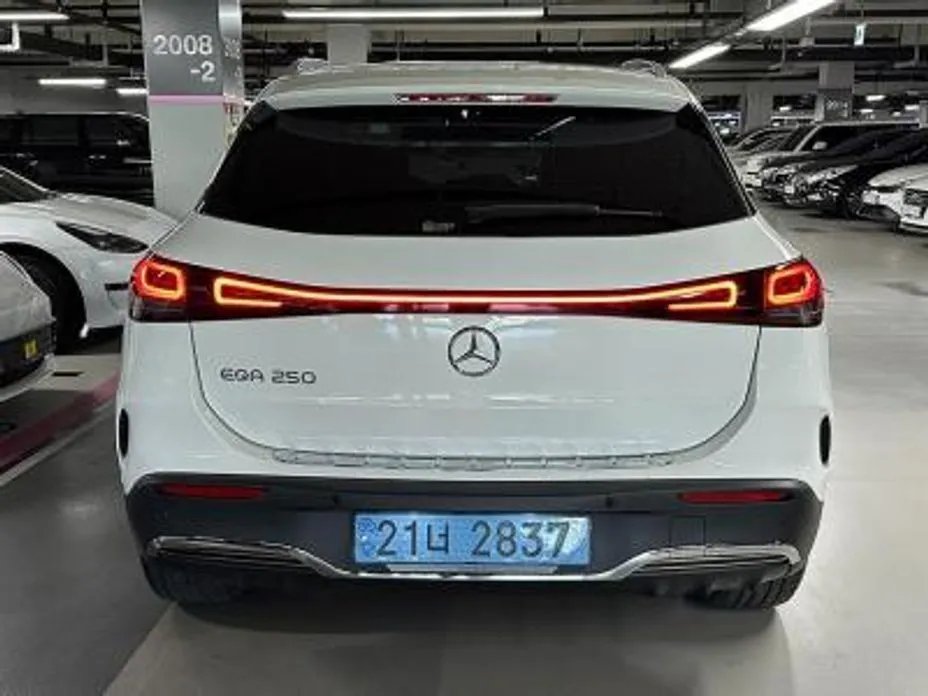 Mercedes-Benz EQA — фото 5