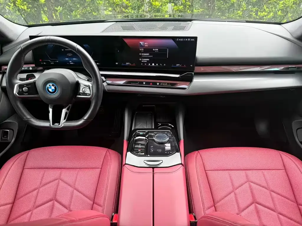 BMW i5 — фото 4