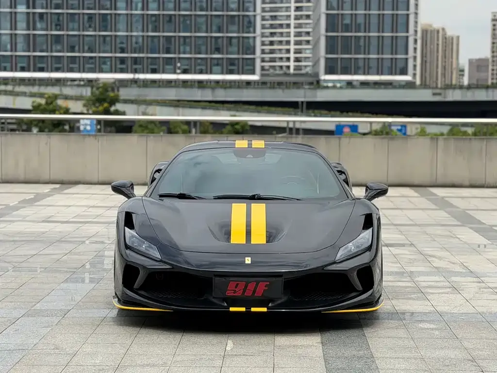 Ferrari F8 — фото 7