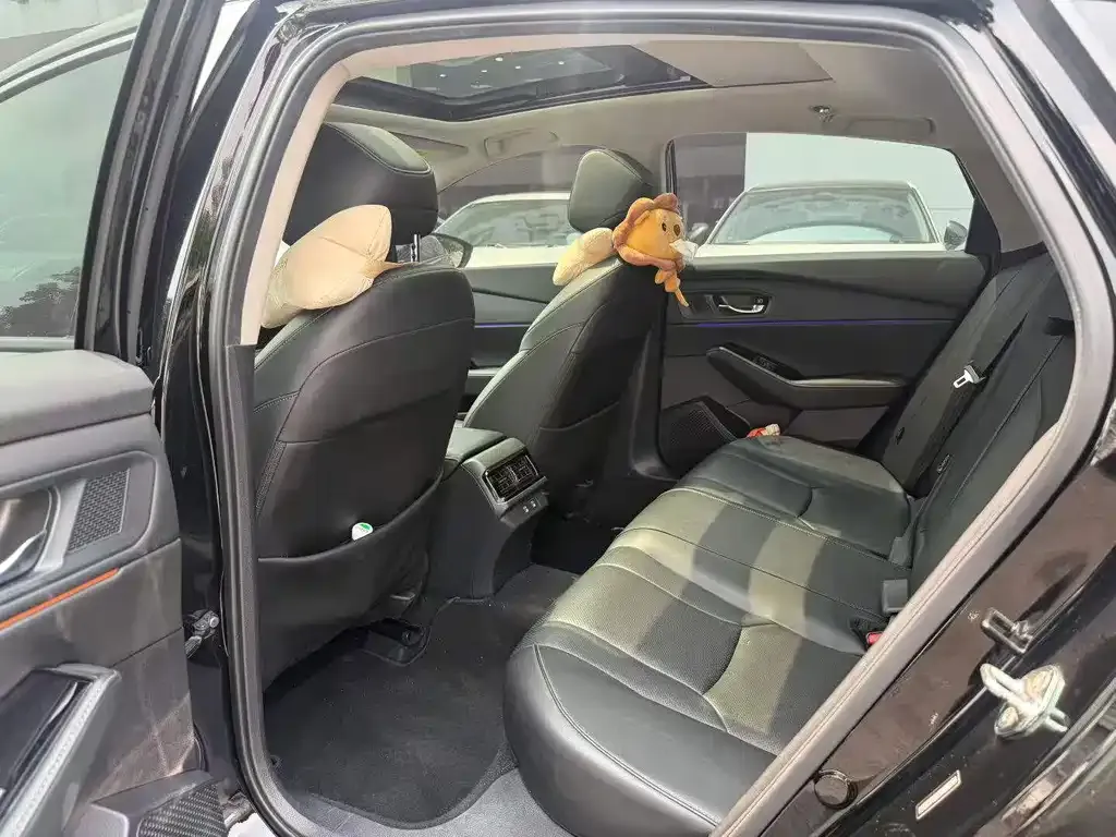 Honda Accord — фото 10