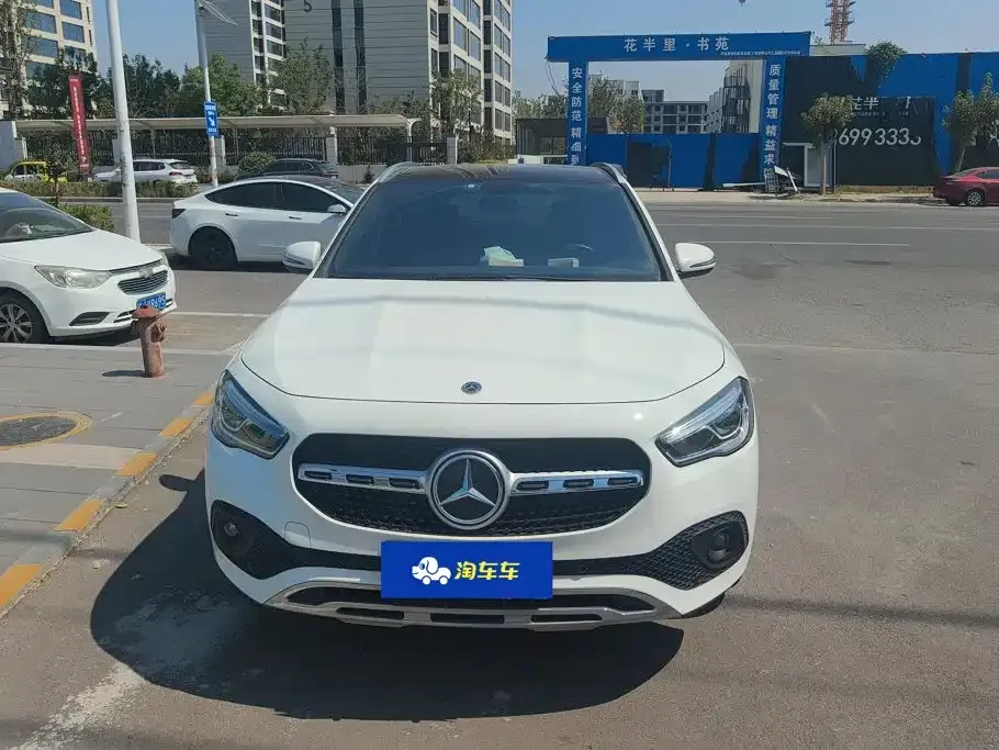 Mercedes-Benz GLA — фото 6