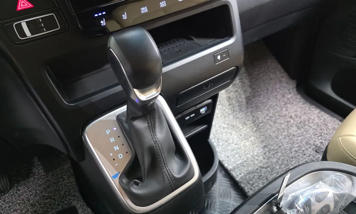 Hyundai Staria — фото 2