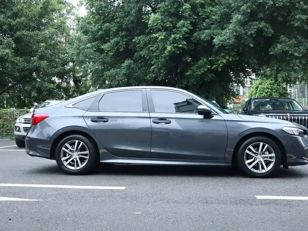 Honda Civic — фото 9
