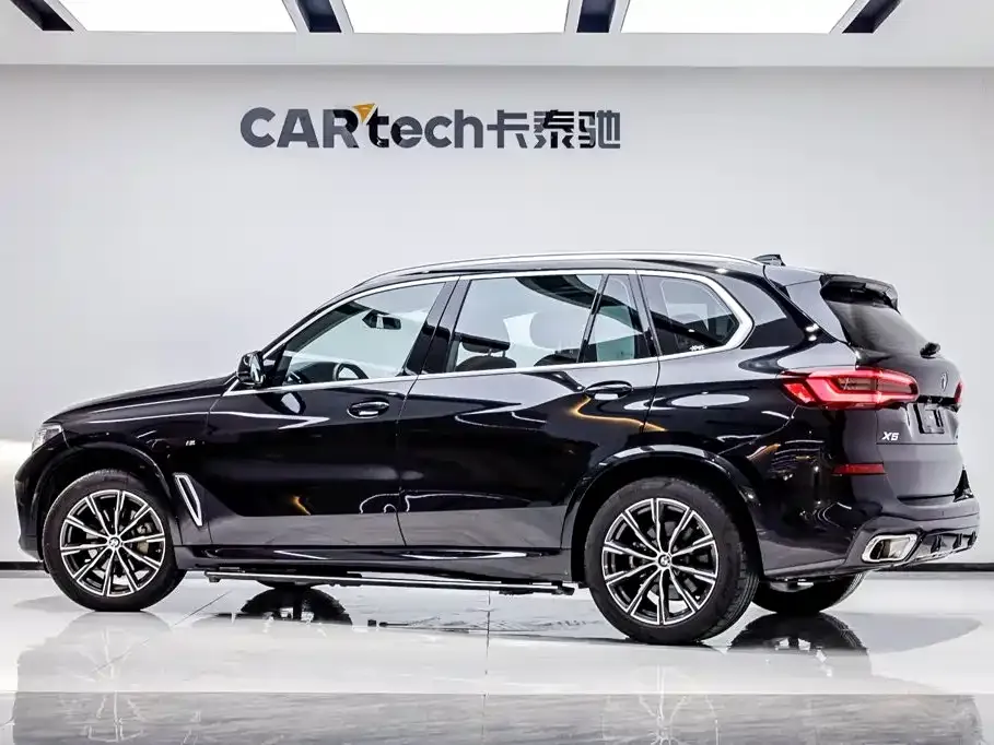 BMW X5 — фото 6