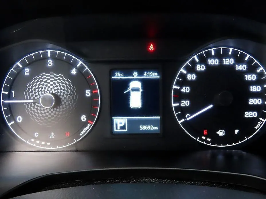 KG Mobility (Ssangyong) Rexton — фото 2