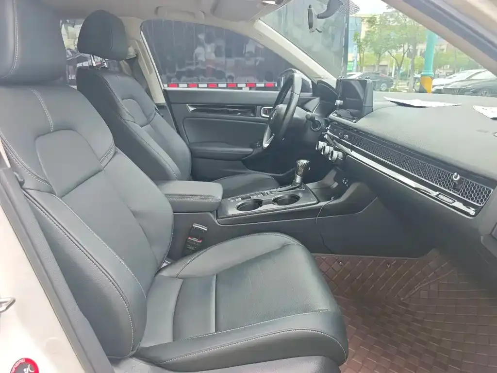 Honda Civic — фото 8