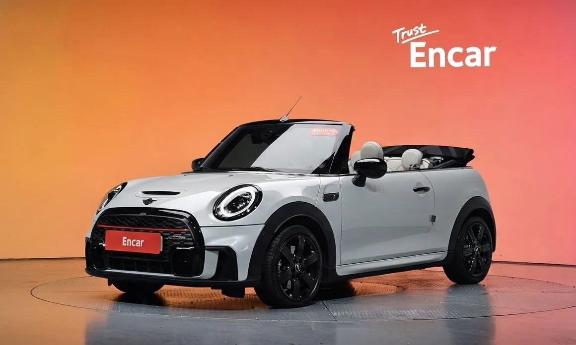 Mini Cooper Convertible — фото 1