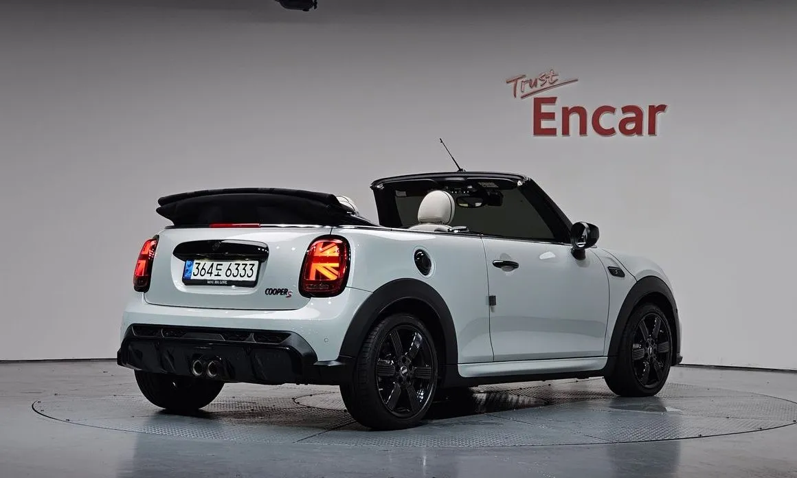 Mini Cooper Convertible — фото 6