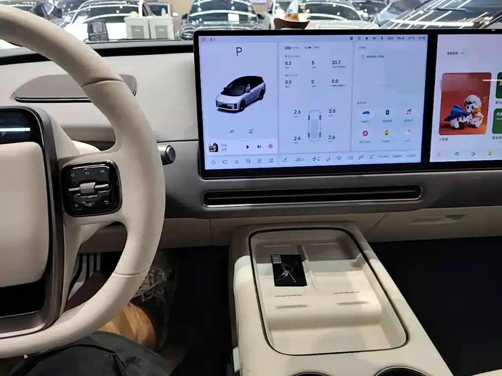 Li Auto Li i8 — фото 2