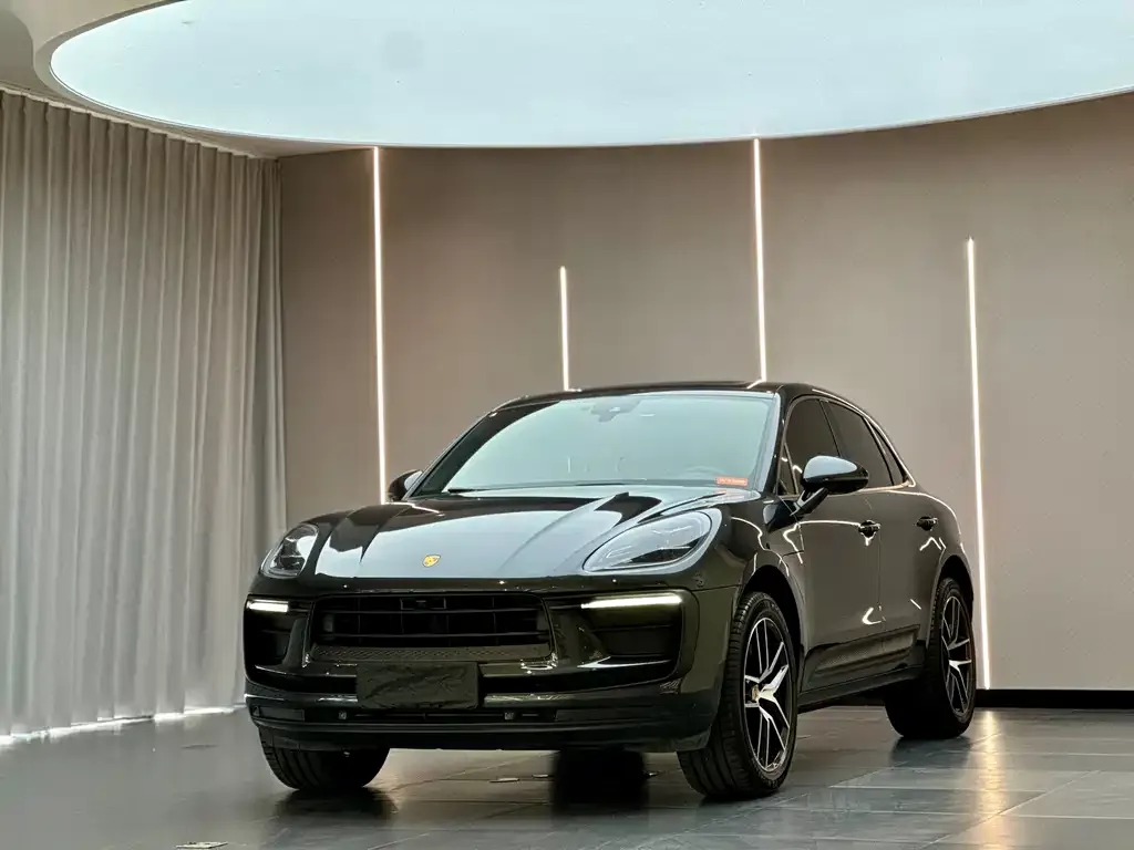 Porsche Macan — фото 1