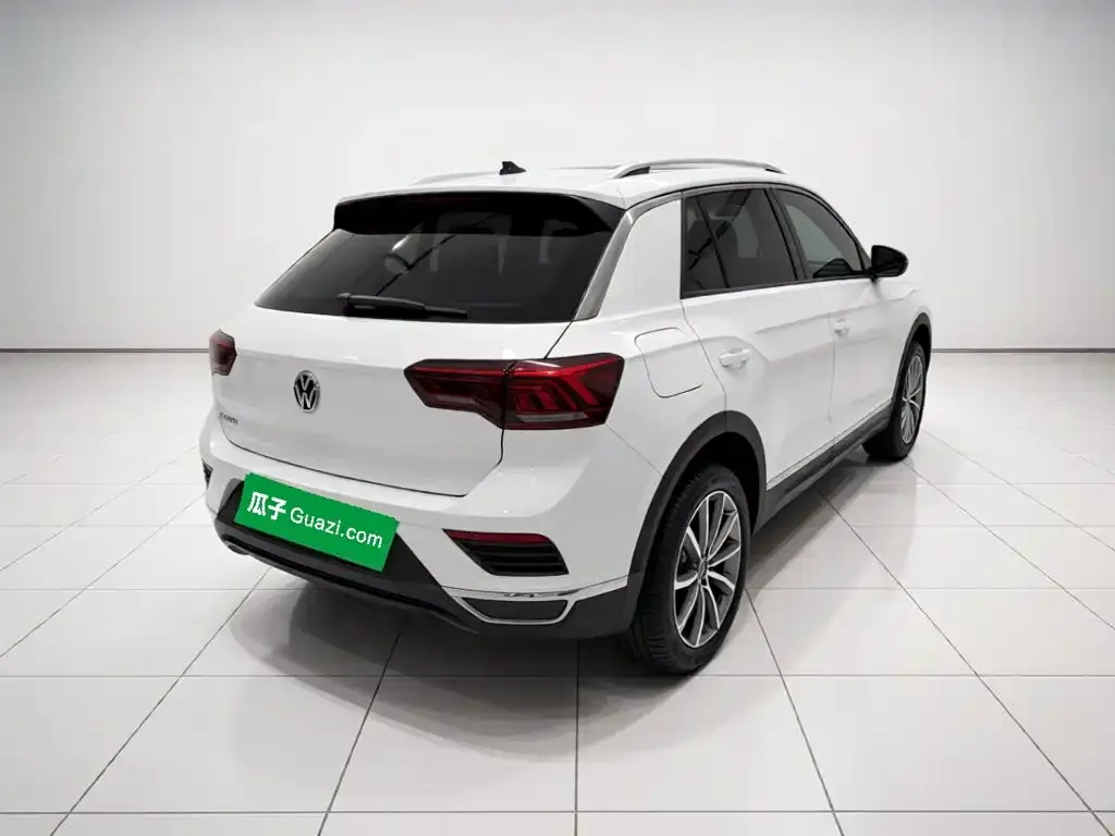 Volkswagen T-Roc — фото 4