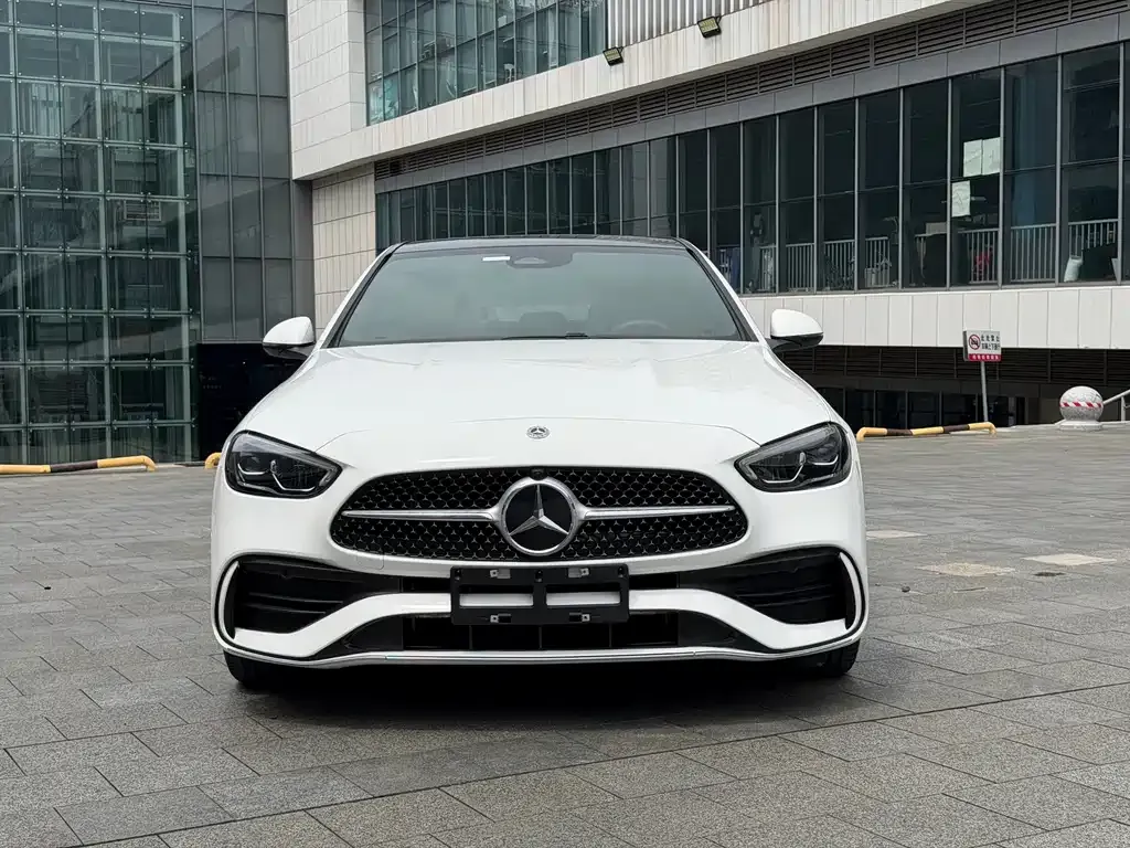 Mercedes-Benz C-Class — фото 2