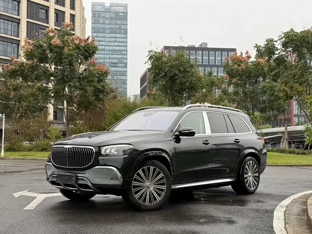 Mercedes-Benz GLS — фото 1