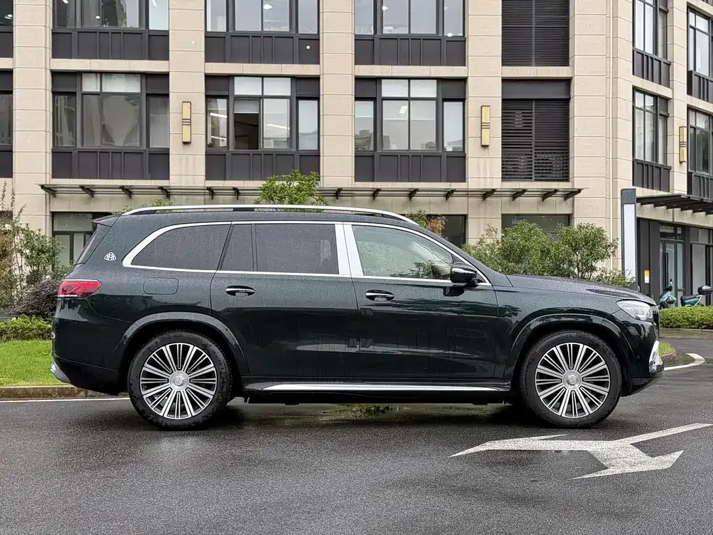 Mercedes-Benz GLS — фото 5