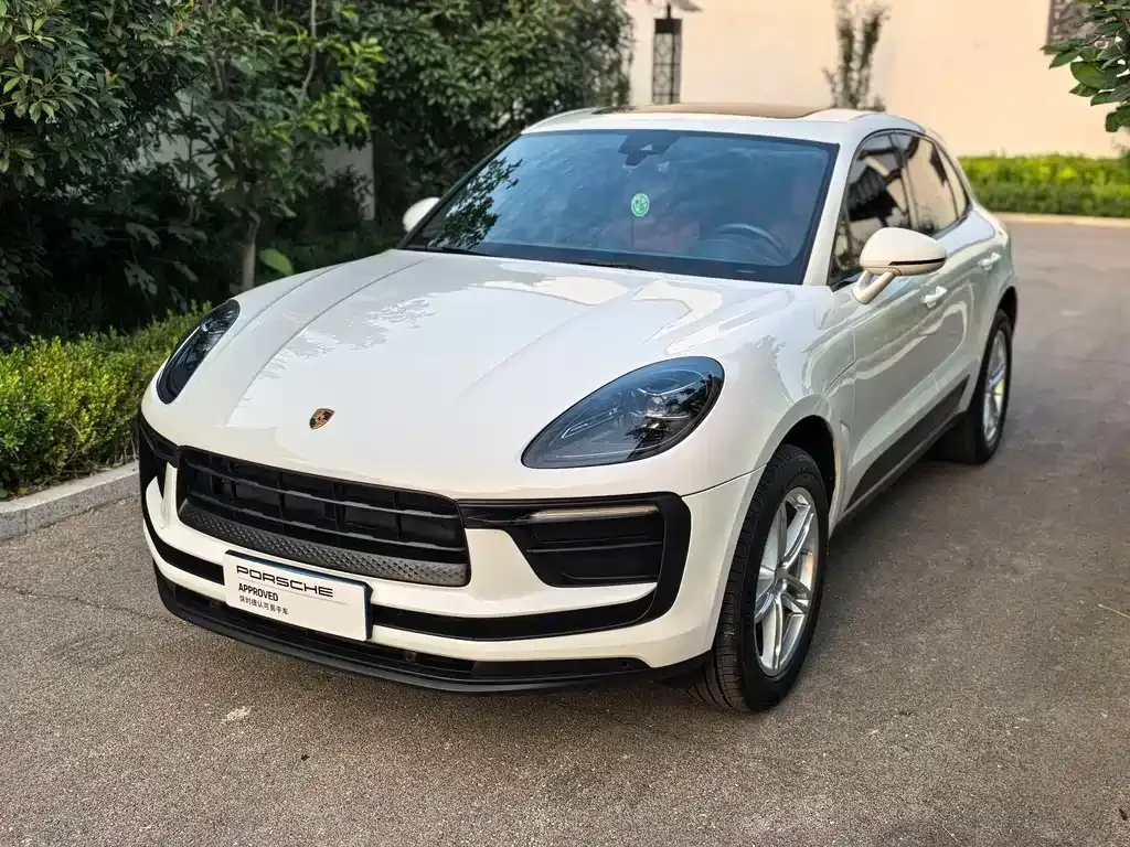 Porsche Macan — фото 1