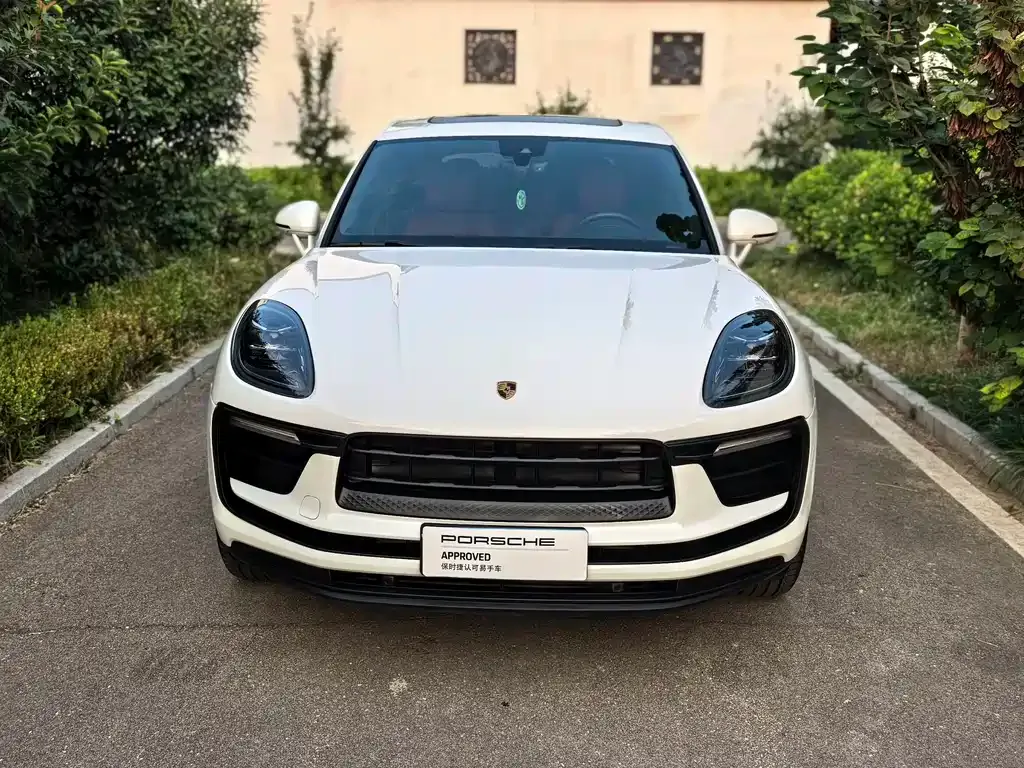 Porsche Macan — фото 9