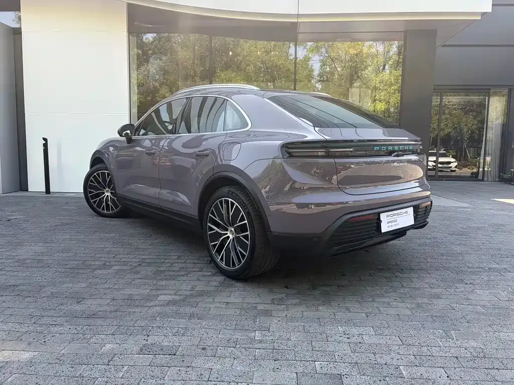 Porsche Macan EV — фото 6