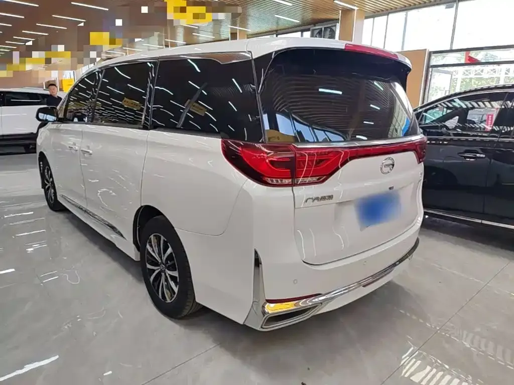 GAC Motor Trumpchi M8 — фото 3