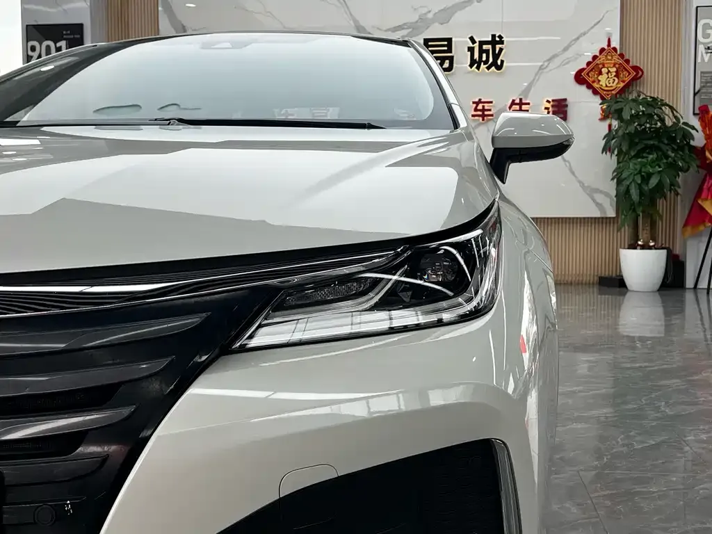 Toyota Allion — фото 9