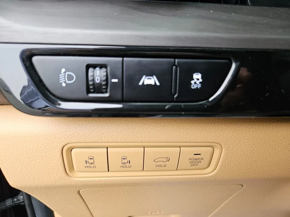 Kia Carnival — фото 2