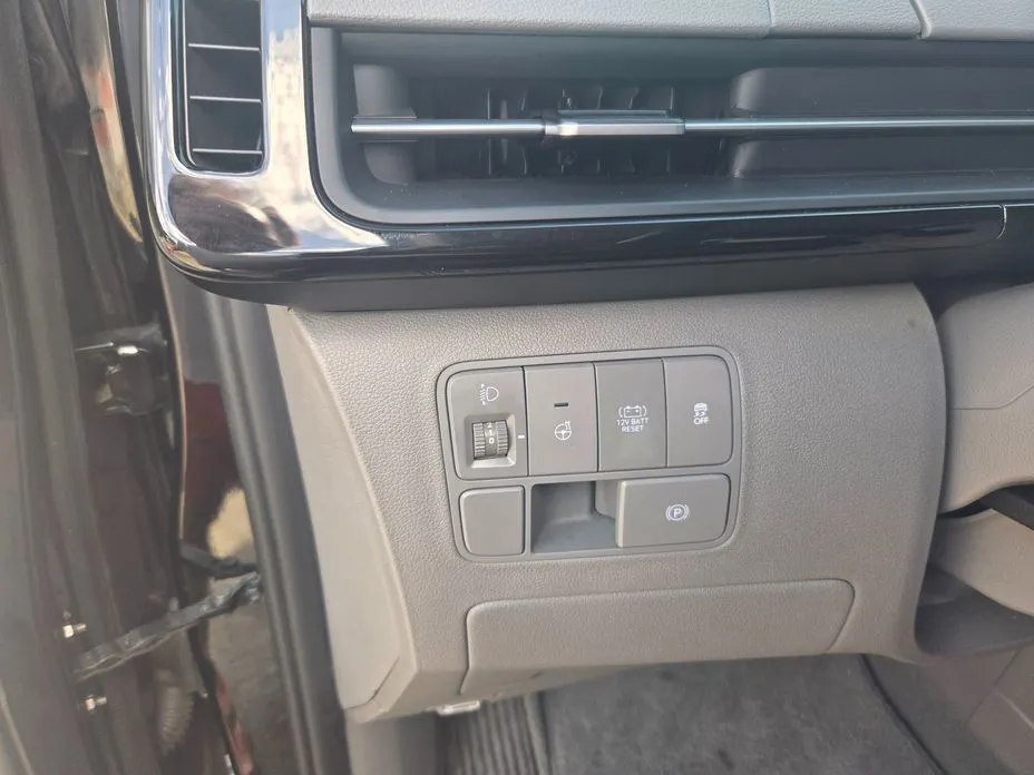 Hyundai Staria — фото 3