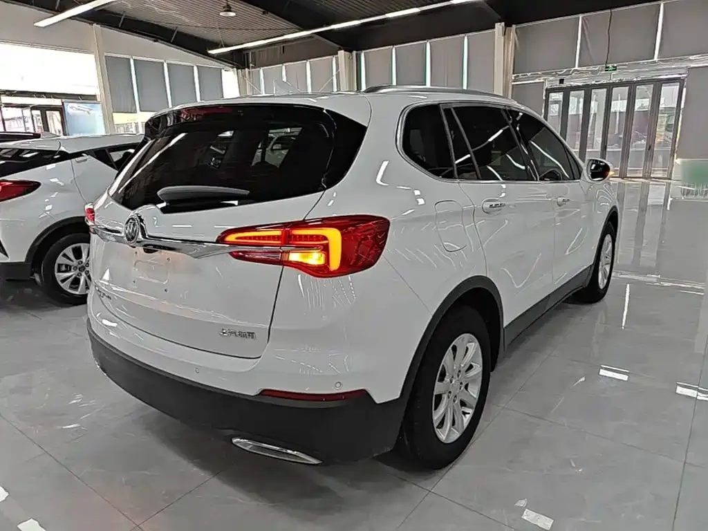 Buick Envision Plus — фото 10