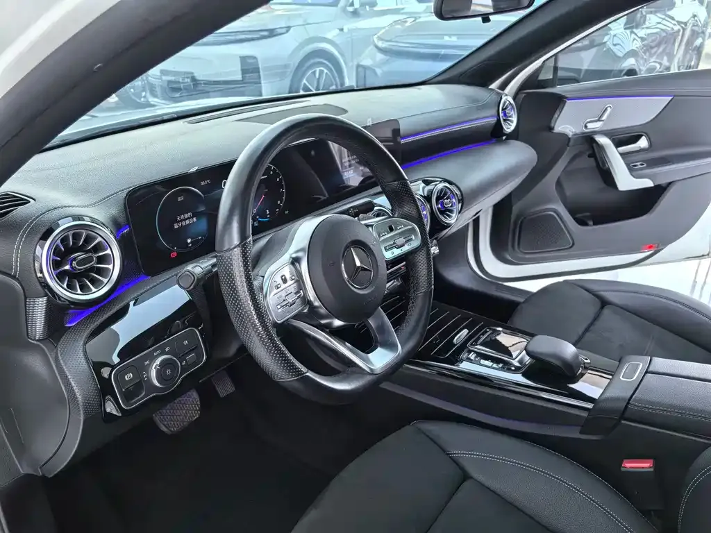 Mercedes-Benz A-Class — фото 2