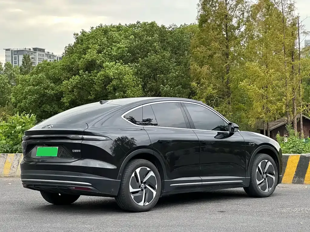 NIO EC6 — фото 7