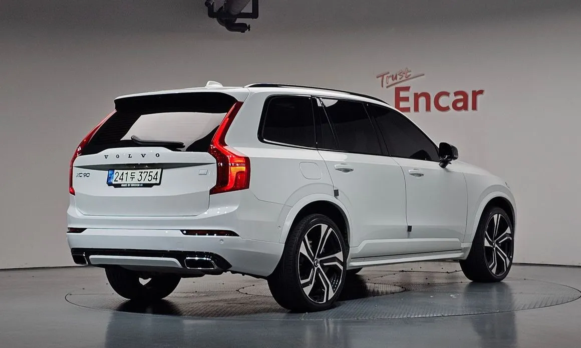 Volvo XC90 — фото 4