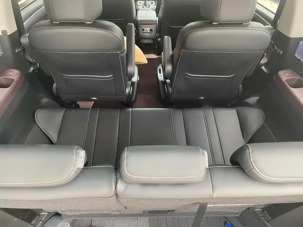 GAC Motor Trumpchi M6 — фото 9