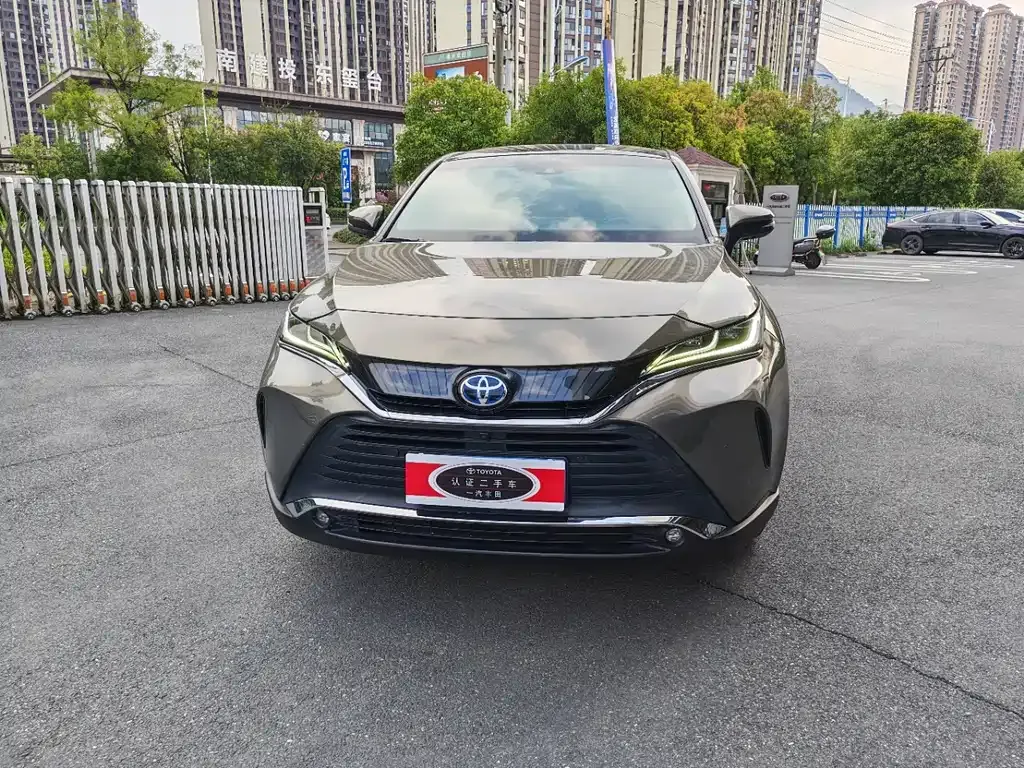 Toyota Harrier — фото 8
