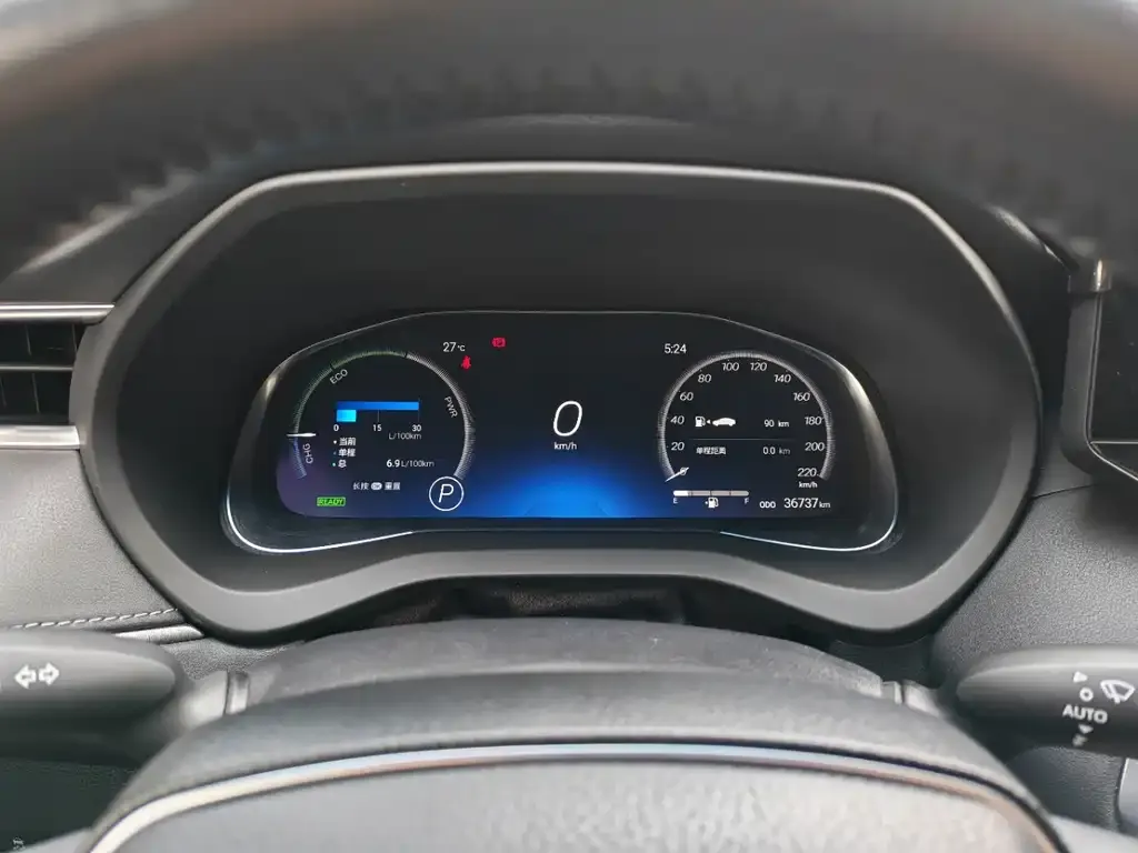 Toyota Harrier — фото 2