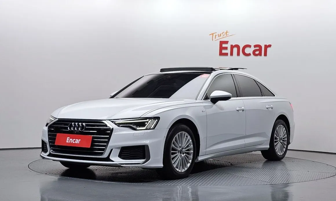 Audi A6 — фото 1