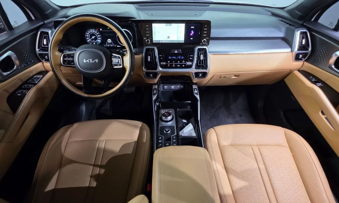 Kia Sorento — фото 6