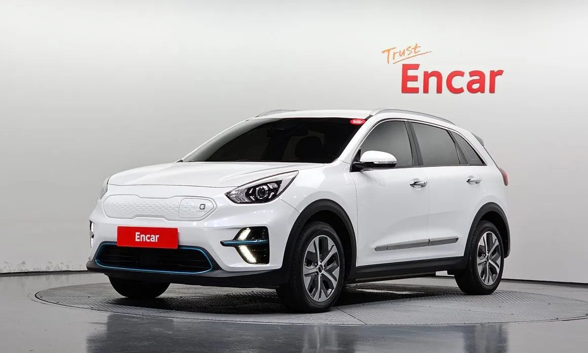 Kia Niro — фото 1