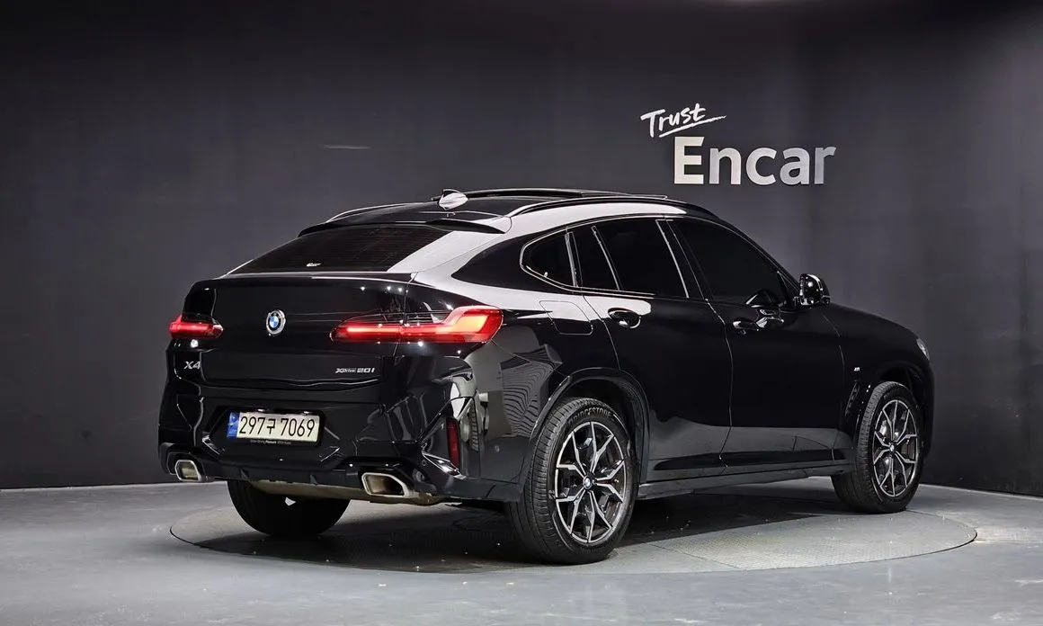 BMW X4 — фото 10
