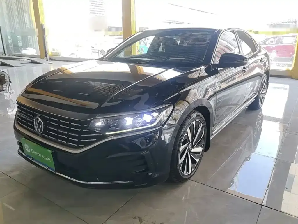Volkswagen Passat — фото 9