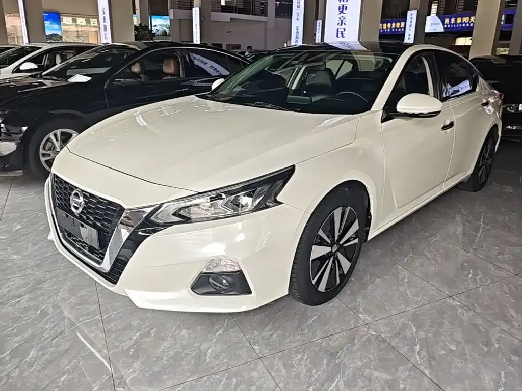 Nissan Teana — фото 10