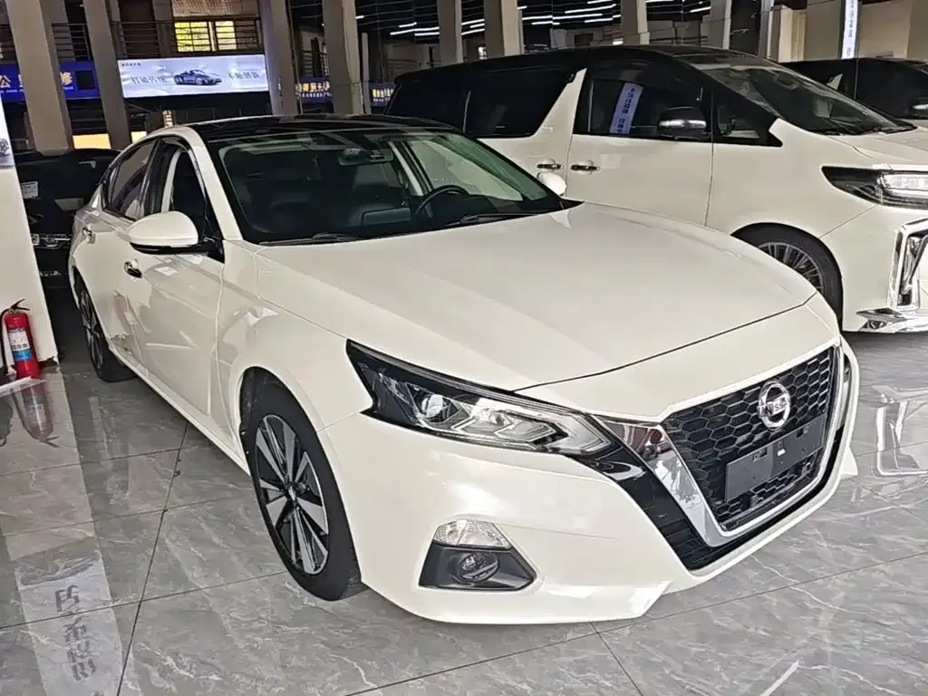 Nissan Teana — фото 8