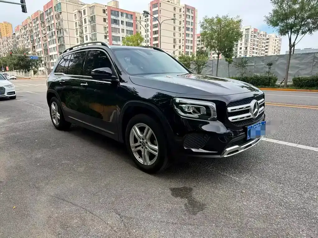 Mercedes-Benz GLB — фото 5