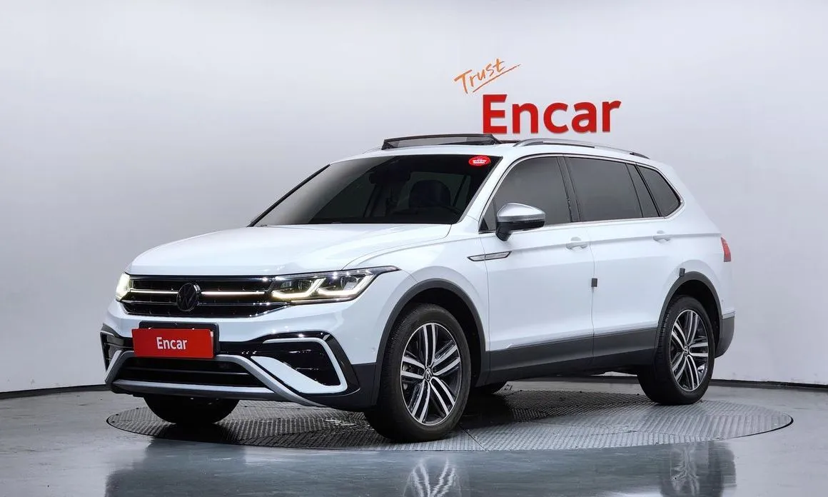 Volkswagen Tiguan — фото 1