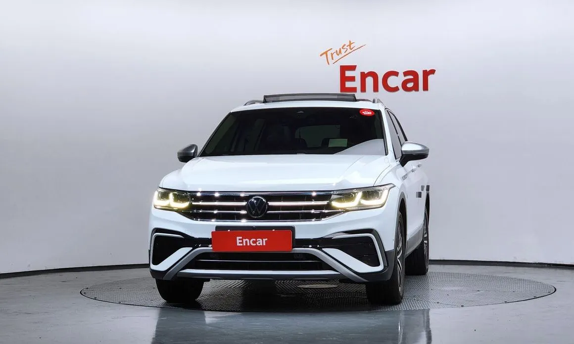 Volkswagen Tiguan — фото 6