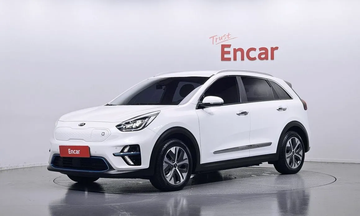 Kia Niro — фото 1