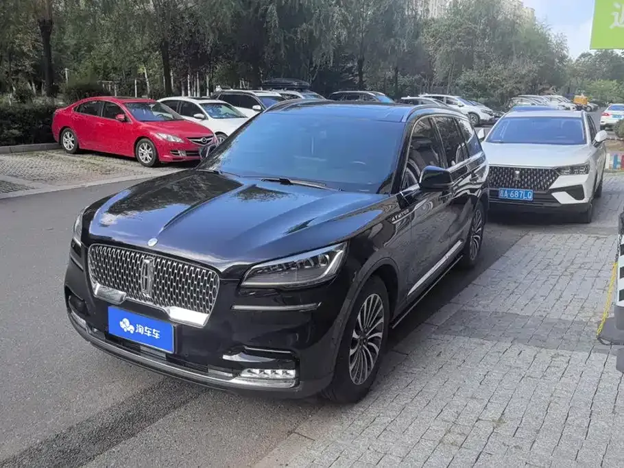Lincoln Aviator — фото 1