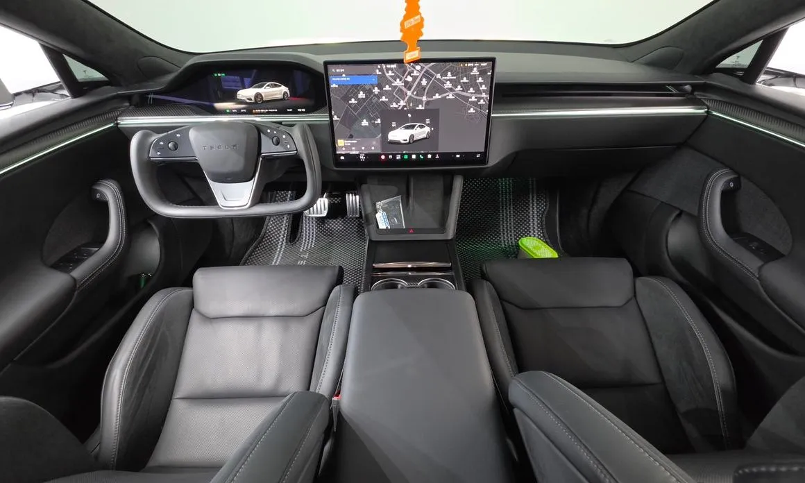 Tesla Model S — фото 8