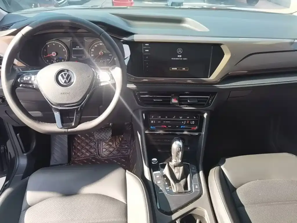Volkswagen Tharu — фото 8