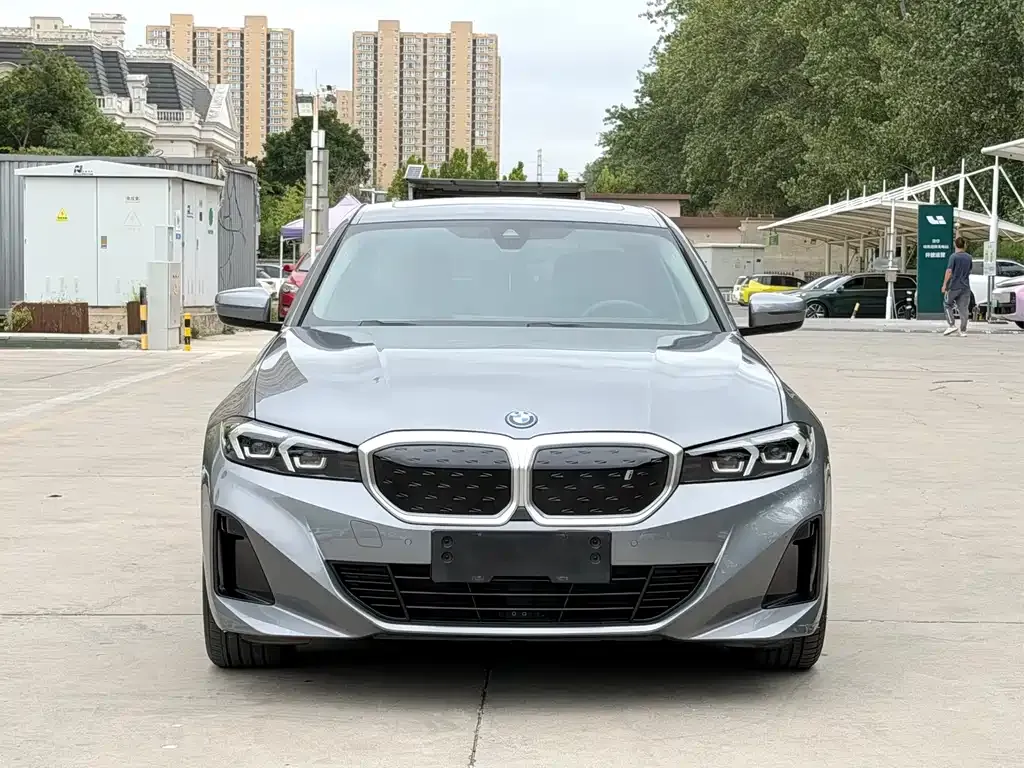 BMW i3 — фото 3