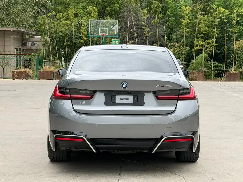 BMW i3 — фото 7