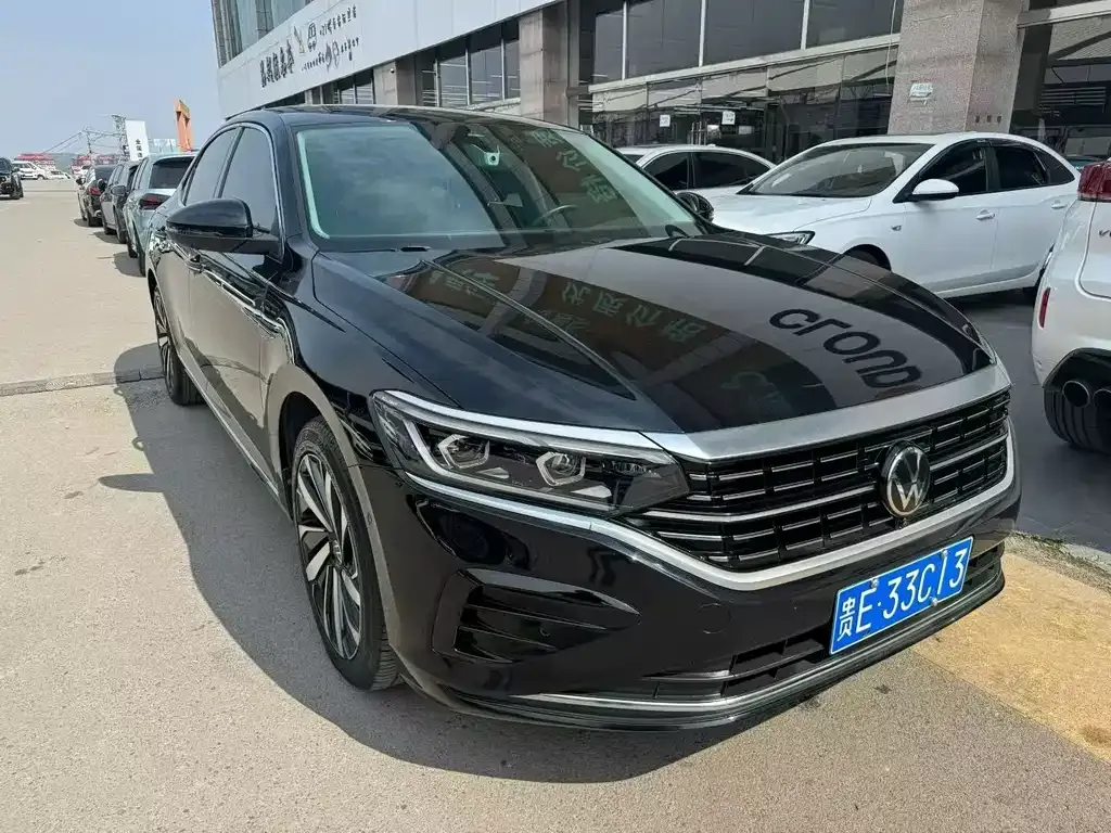 Volkswagen Passat — фото 9